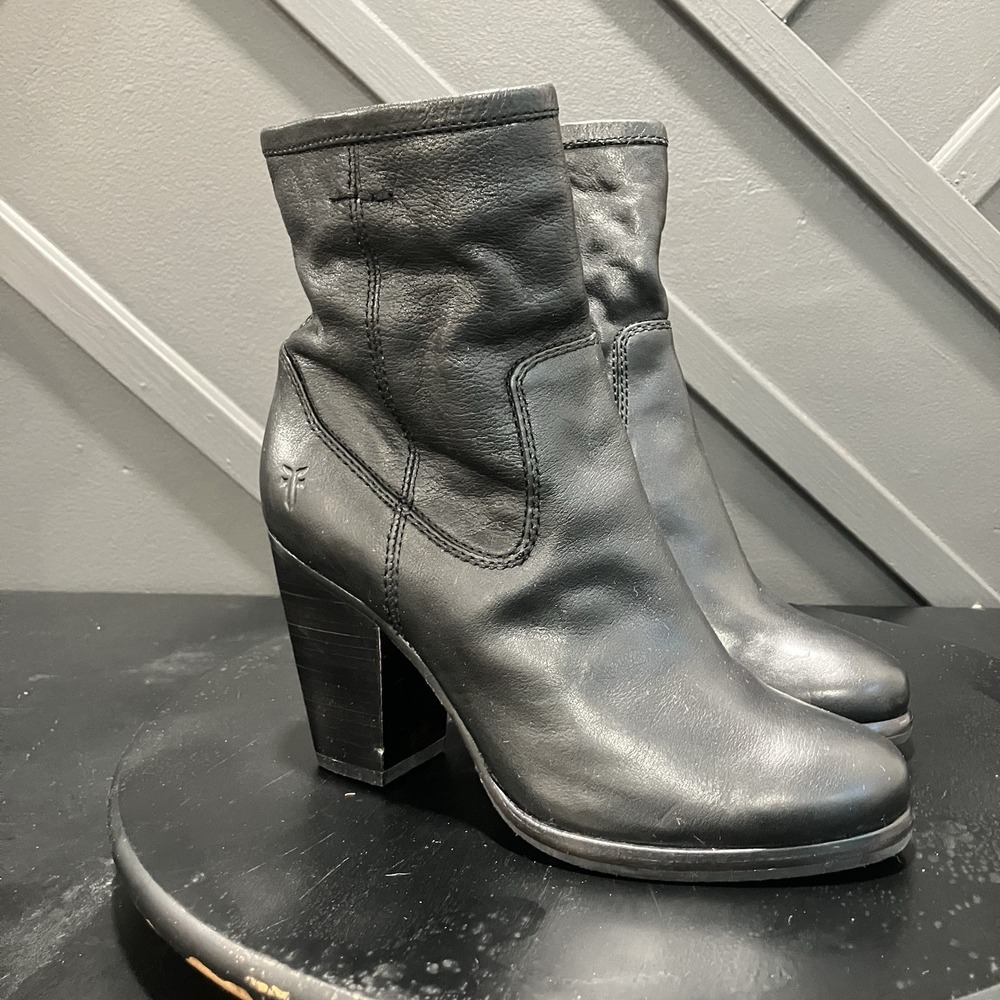 Frye Women's Size 7M Black Leather High Heel Ankle Boots Block Heel Zip